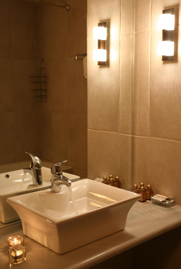 Hôtel Arhontiko Parnona à Karyes Chambre photo