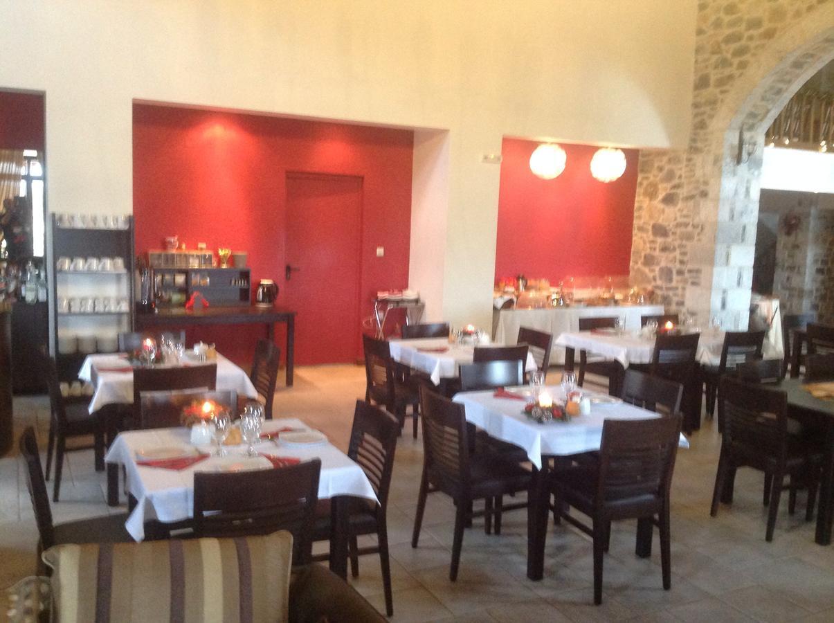 Hôtel Arhontiko Parnona à Karyes Extérieur photo